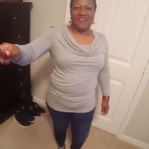 Meet your Posher, Cara